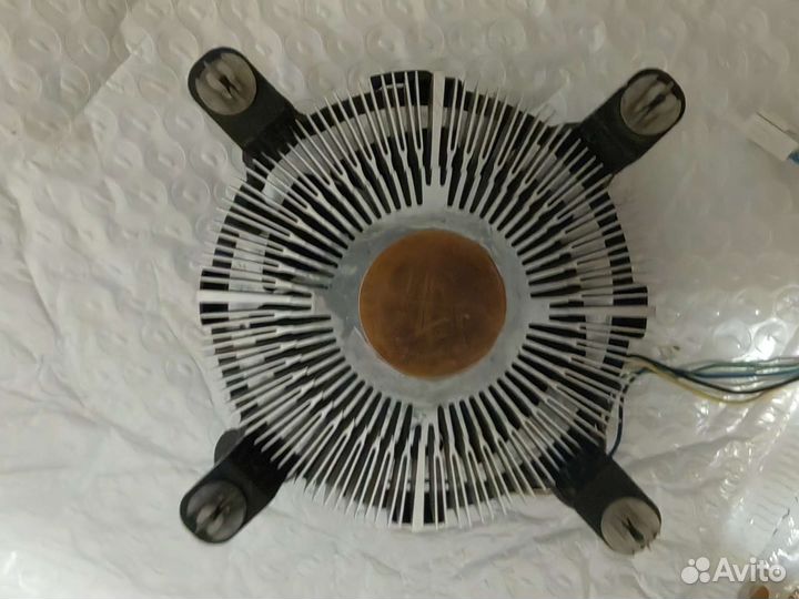 Кулер процеccорный intel