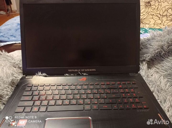 Игровой ноутбук Asus Rog Strix GL702ZC