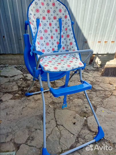Детский стульчик для кормления