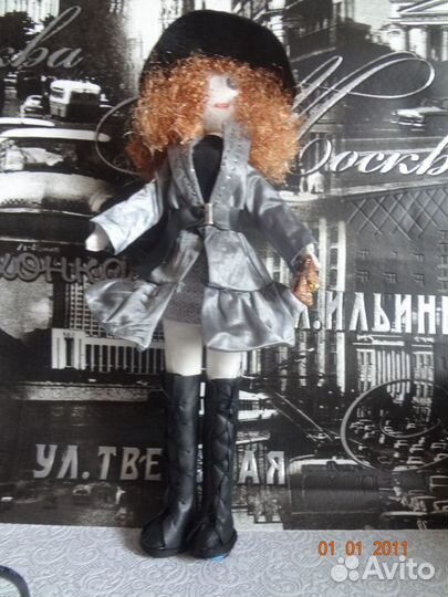 Кукла интерьерная