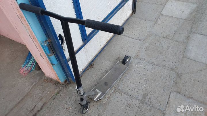 Трюковой самокат