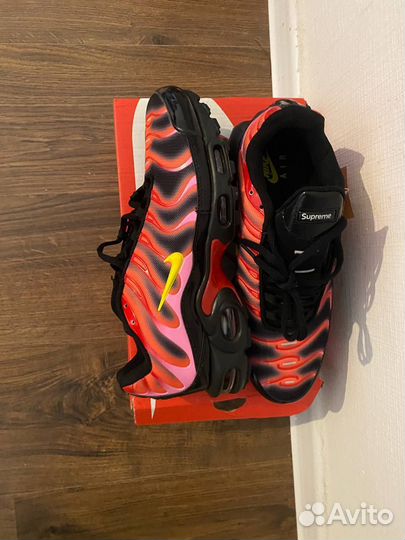 Nike Air max tn plus supreme