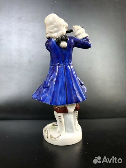 Фарфоровые статуэтки