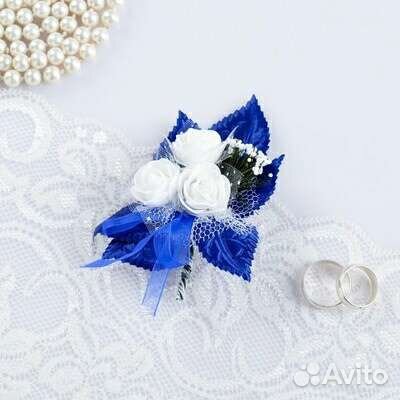 Бутоньерка