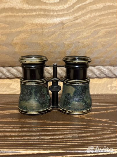 Бинокль старинный театральный