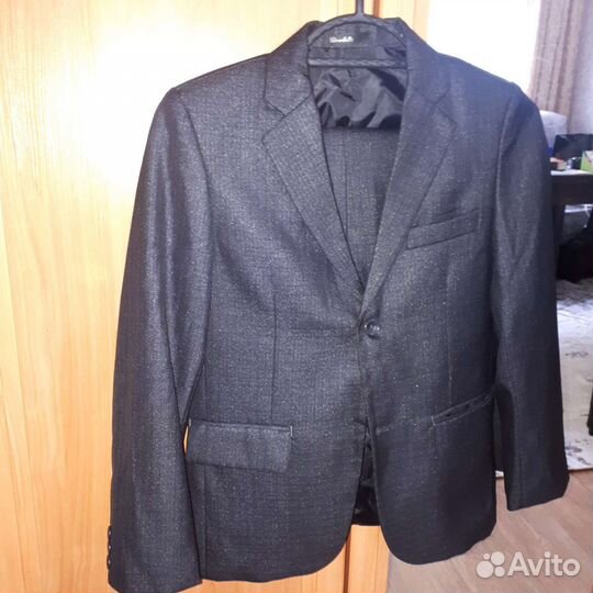 Костюм школьный