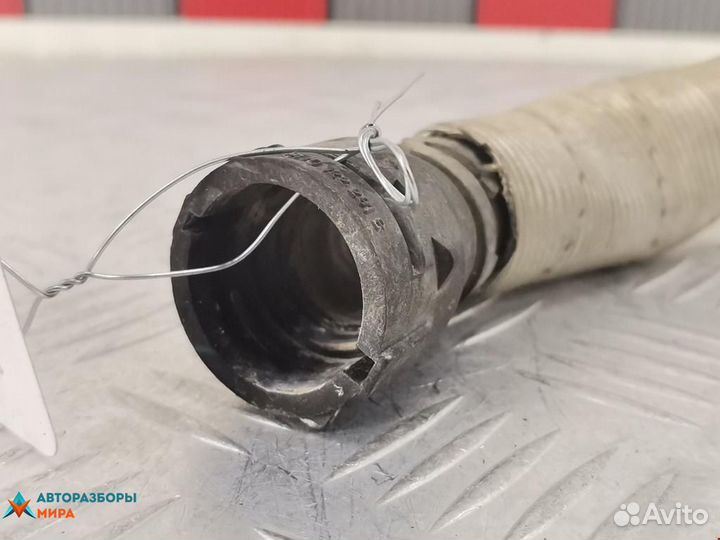 Патрубок отопителя (печки) Volkswagen Tiguan рест