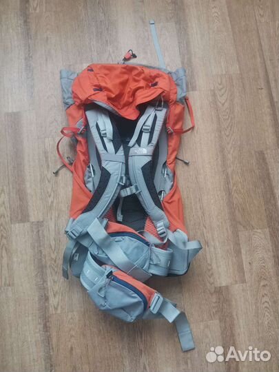 Трекинговый рюкзак The North Face Banchee 35