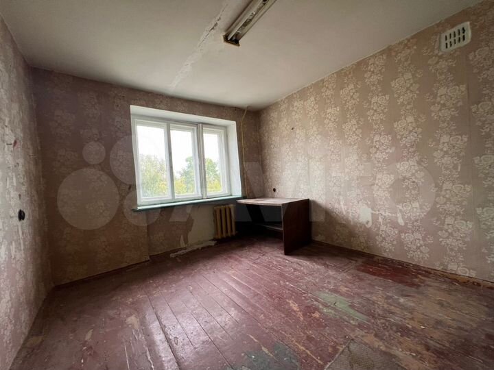 Комната 12,8 м² в 1-к., 4/5 эт.