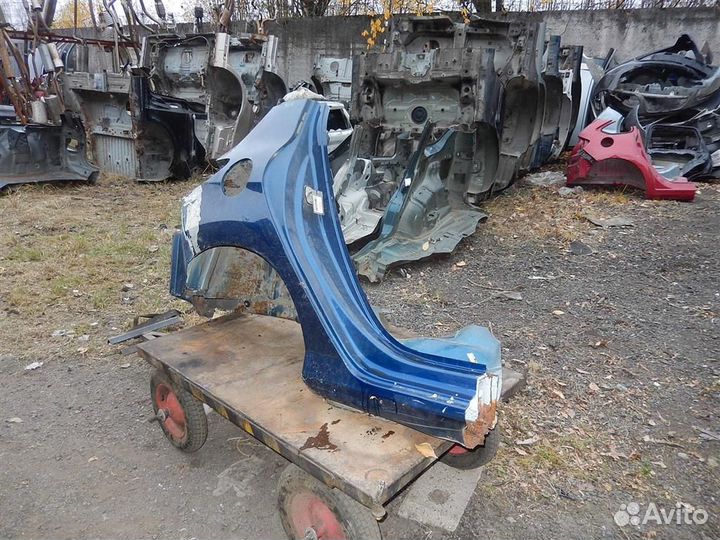 Крыло заднее правое Peugeot 308 2007-2015