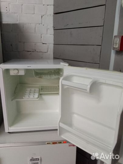 Холодильник маленький