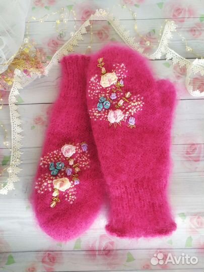 Варежки вязаные с вышивкой тёплые и пушистые