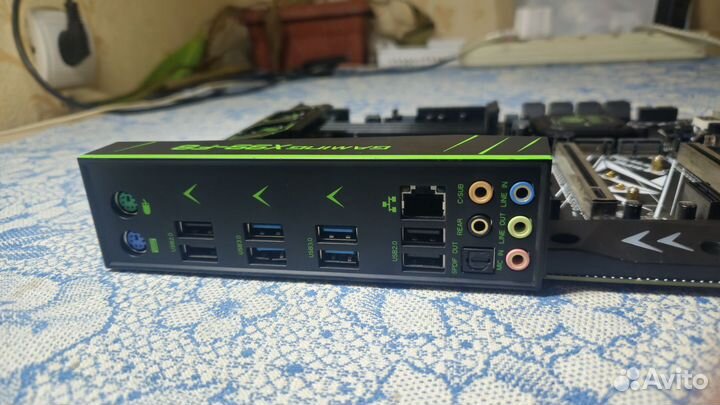 Материнская плата x99f8