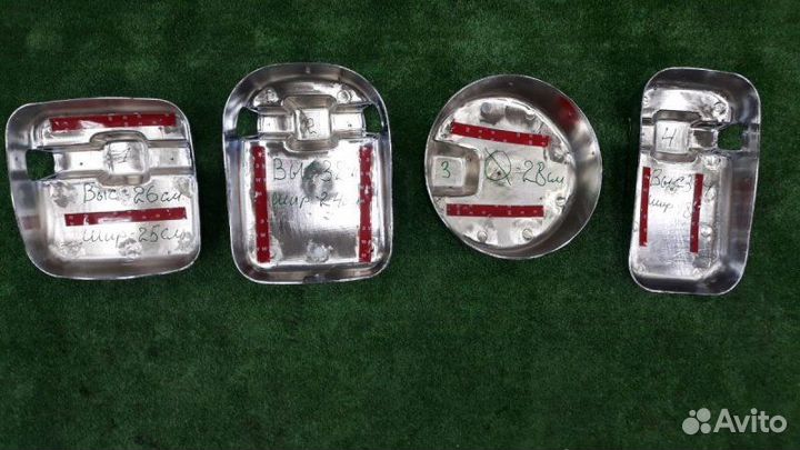 Накладка на зеркало Nissan Diesel MK210 FE6