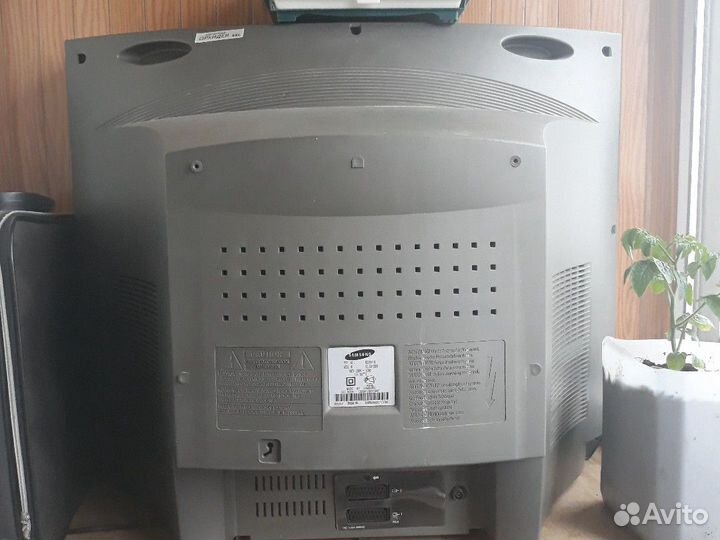 Телевизор Самсунг