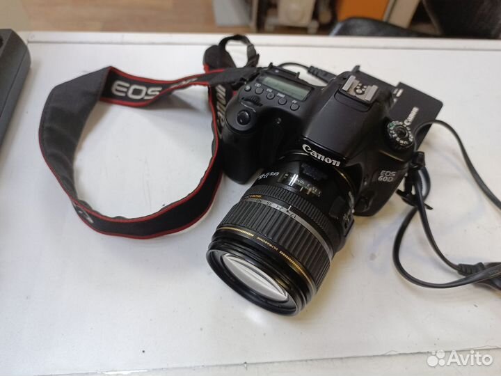 Зеркальный фотоаппарат Canon DS126281