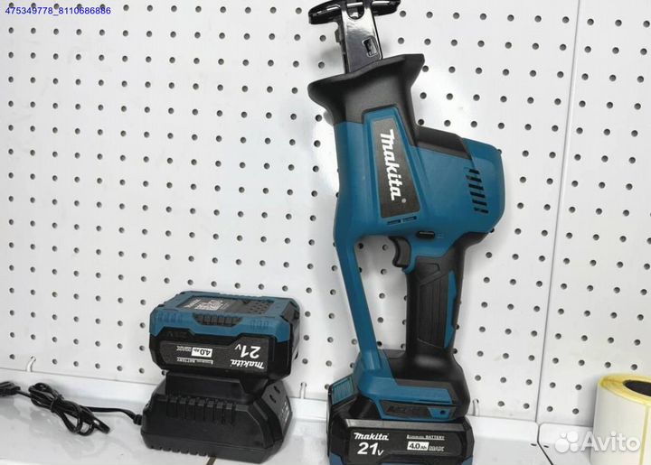 Сабельная пила Makita бесщеточная 21V c двумя АКБ