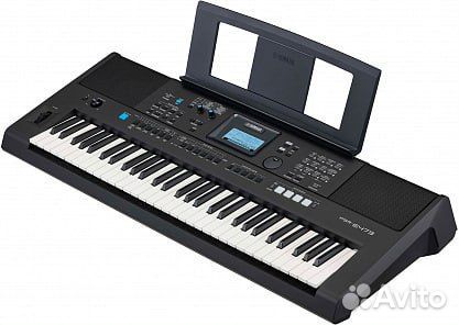Клавишный инструмент Yamaha PSR-E473