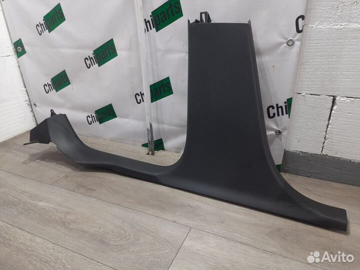 Левая обивка порога для Skoda Superb II