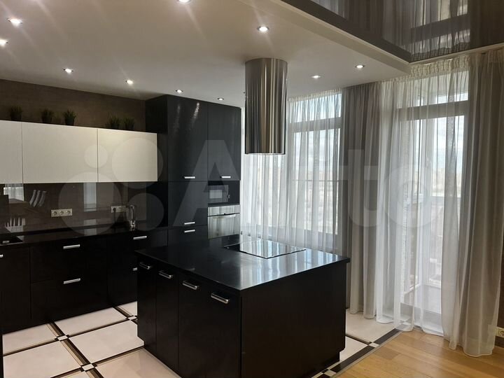 5-к. квартира, 161 м², 17/17 эт.