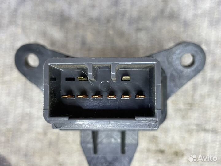 Кнопка аварийной сигнализации Аварийка Spark Спарк