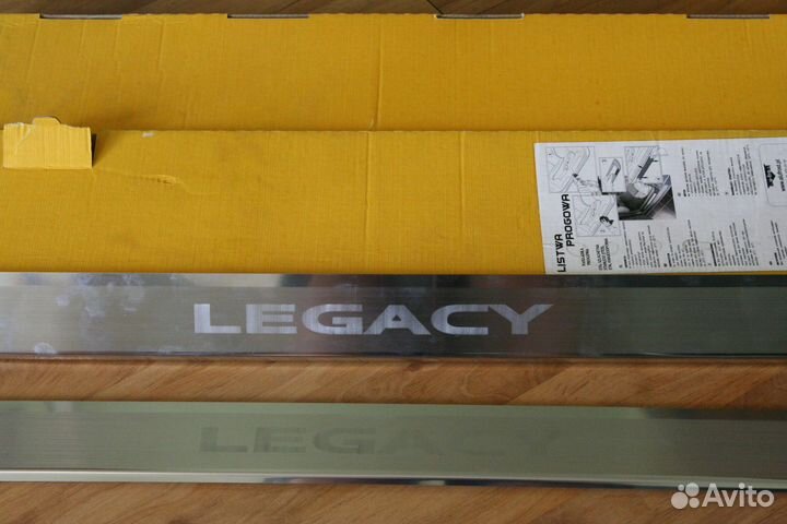 Накладки на пороги Subaru Legacy IV