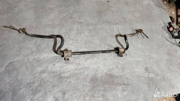 Стабилизатор передний Ford Tourneo Connect 2009