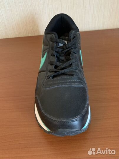 Кроссовки nike