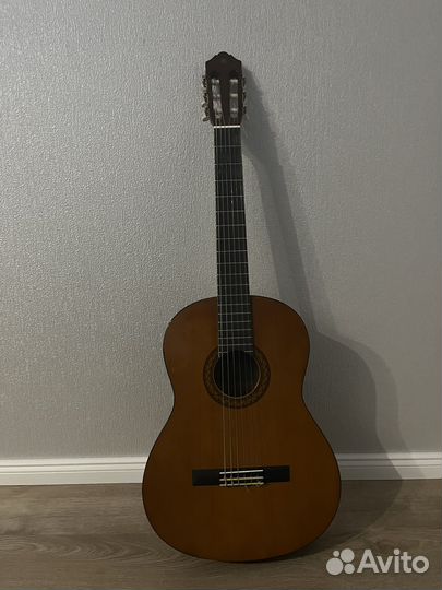 Классическая гитара yamaha c40