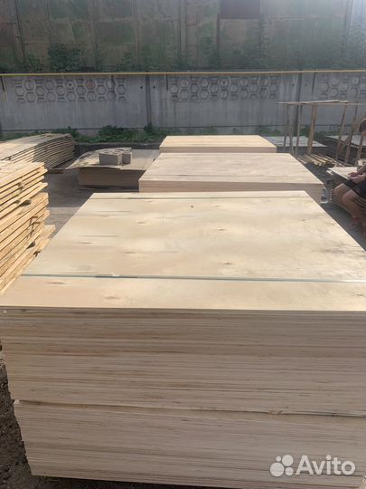 Фанера новая 1525х1525