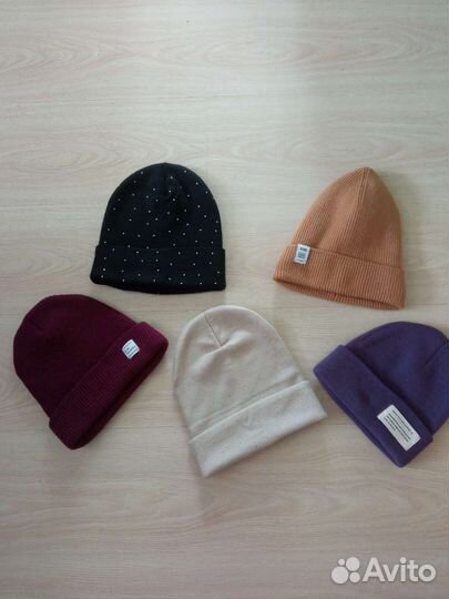 Шапки женские пакетом