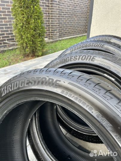 Bridgestone Turanza T005A 235/45 R18 94W