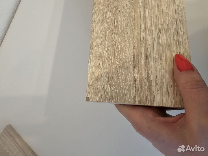 Полка для картин