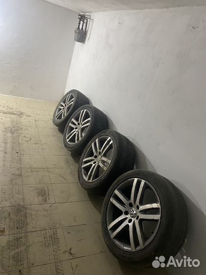 Продаю диски r20