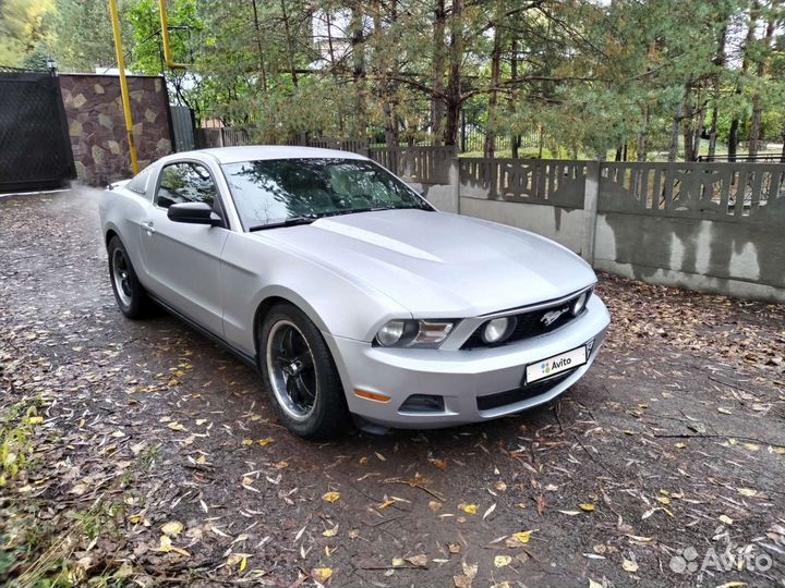 Ford Mustang 4.0 AT, 2009, 200 000 км