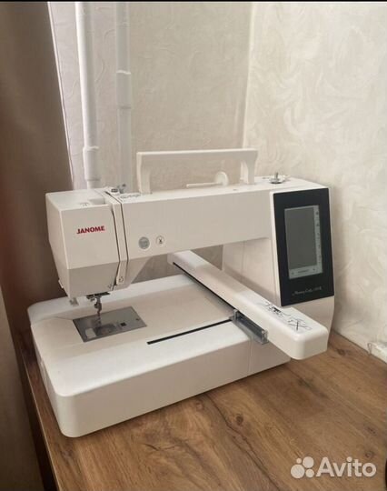 Вышивальная машина Janome Memory Craft 500e