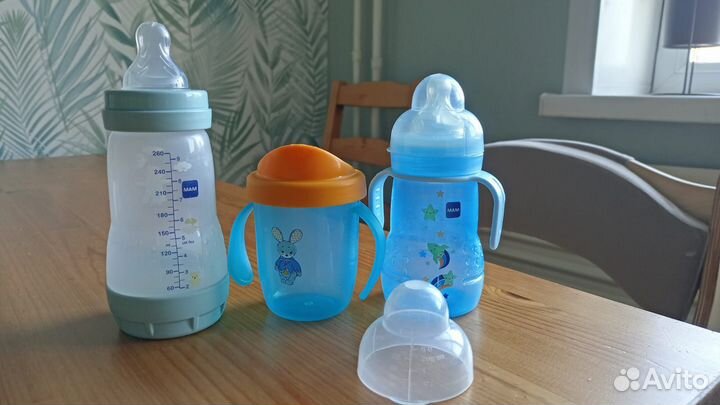 Бутылочка mom и поильники