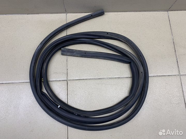 Уплотнитель (внутри) Focus II 2008-2011