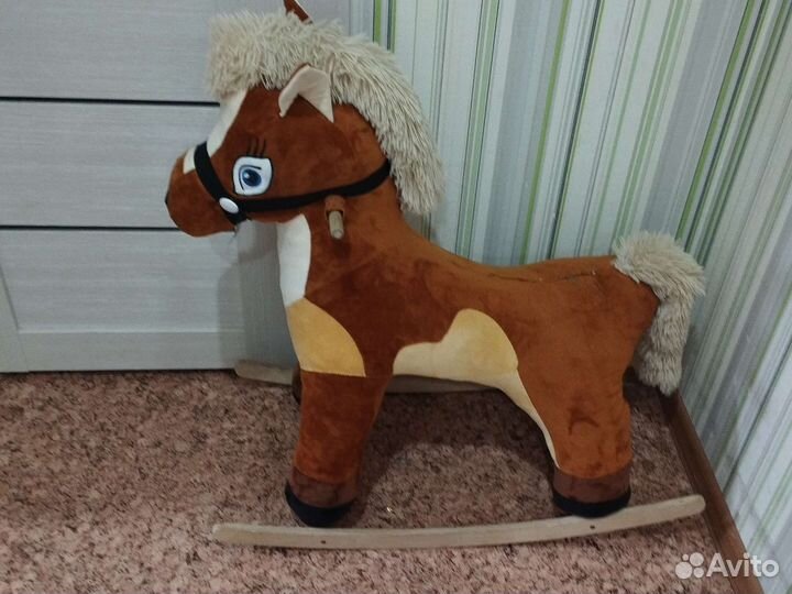 Детская качалка лошадь