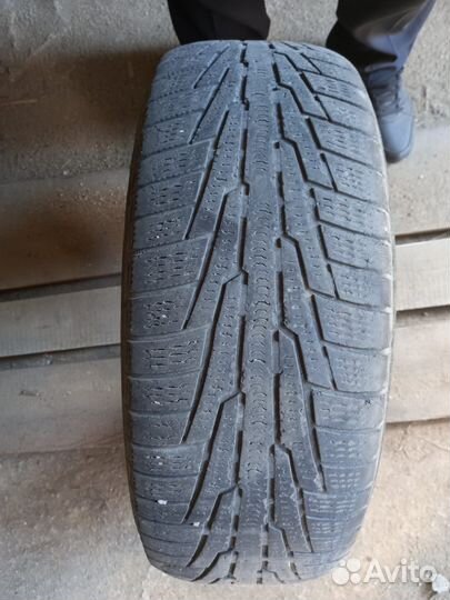 Nokian Tyres Hakkapeliitta R 215/65 R16 102R