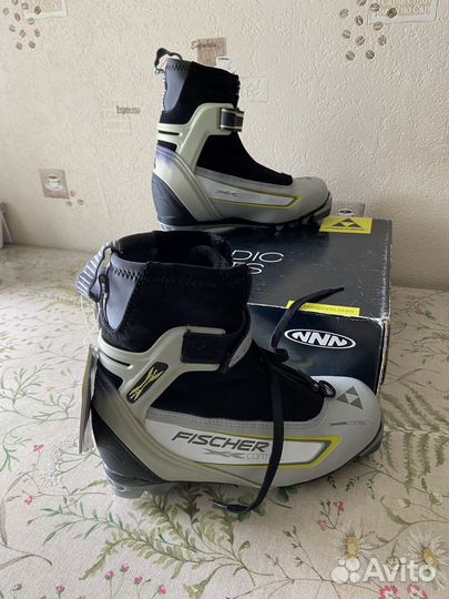 Лыжные ботинки fischer, 38 размер (евро)