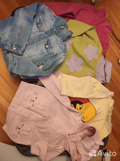 Толстовки на девочку 5 шт