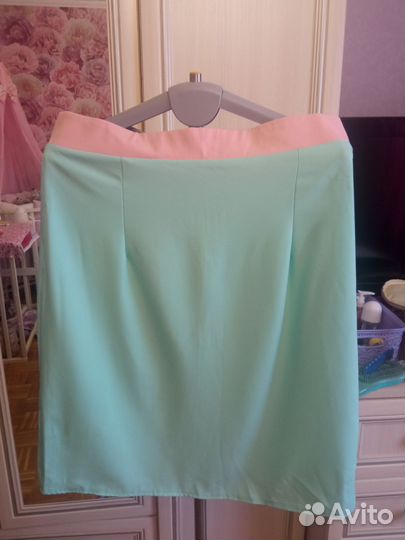 Костюм новый женский 52р