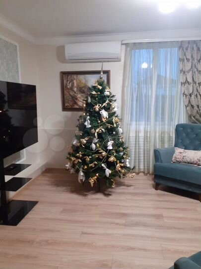 Дом 200 м² на участке 10 сот.