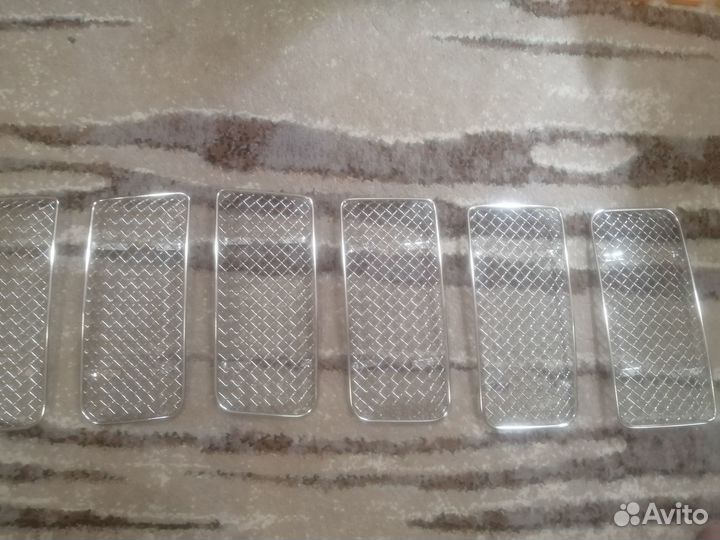 Хром сетки в решетку радиатора Jeep Grand Cherokee