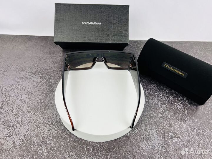 Солнцезащитные очки dolce gabbana