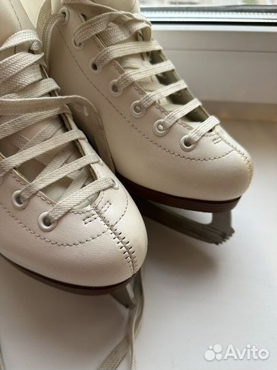 Коньки фигурные Botas Juliet 38р