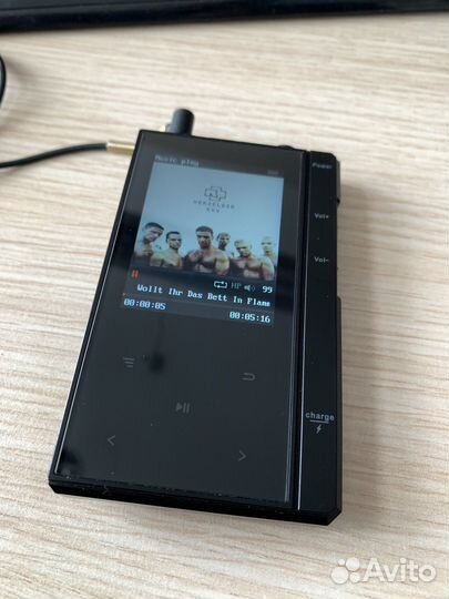 Hi res плеер aigo z6 pro с наушниками marshall