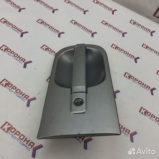Ручка двери передняя правая hyundai grand starex
