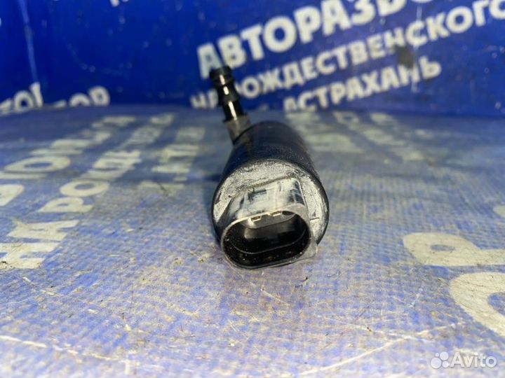 Моторчик омывателя лобового стекла Volkswagen